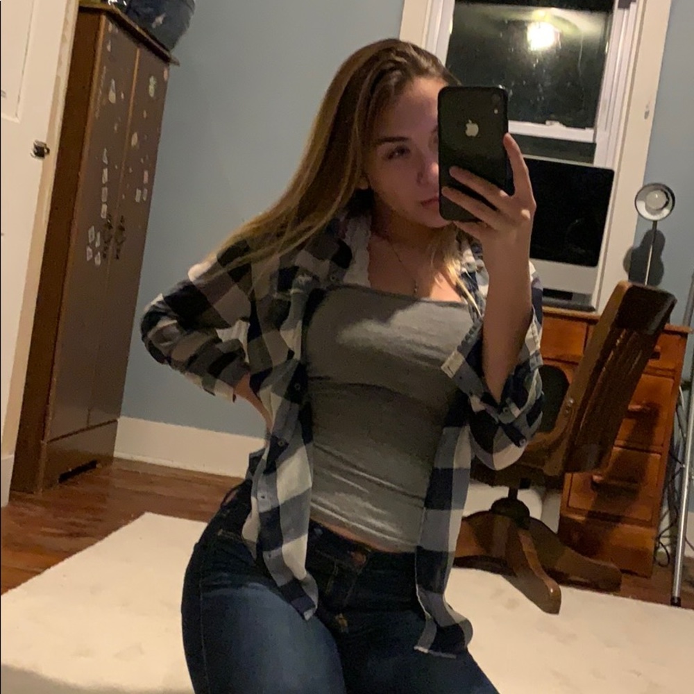 ❤️ A&F FLANNEL
